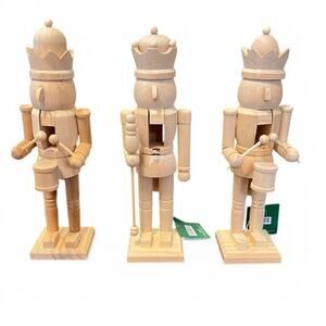 NEW Unfinished Wooden Christmas Nutcracker Soldiers